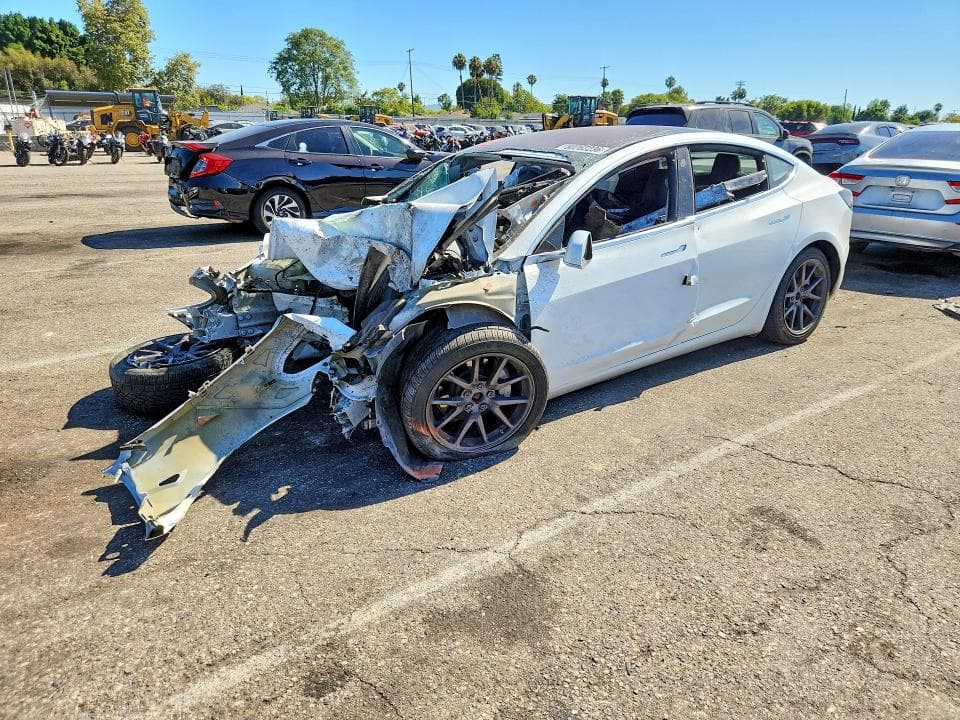 2018 TESLA MODEL 3 - 1