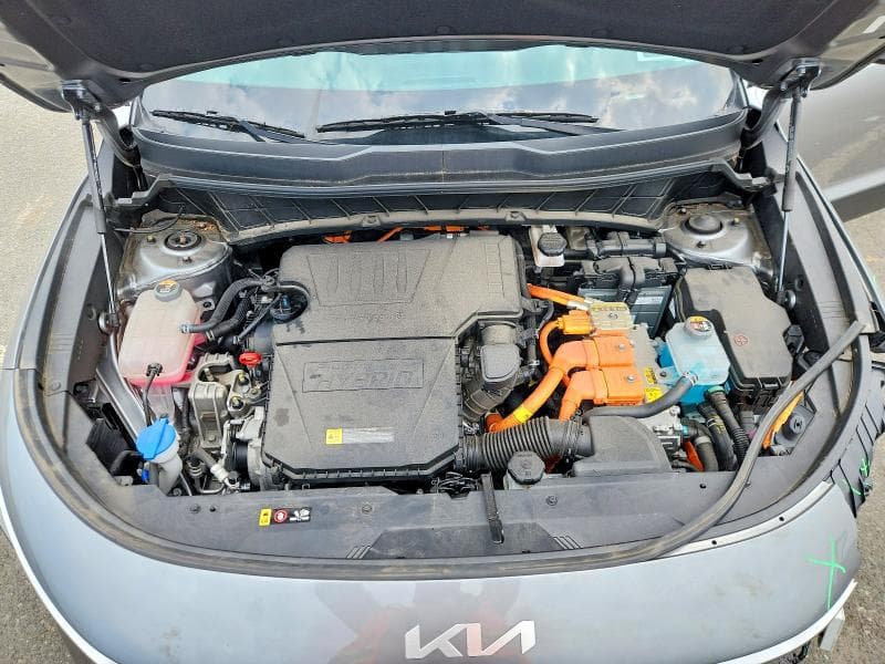 2024 KIA NIRO EX 11