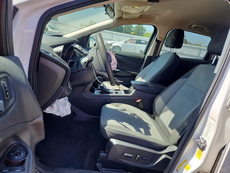 2017 FORD ESCAPE SE 7