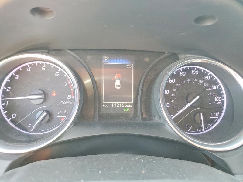 2019 TOYOTA CAMRY SE 9