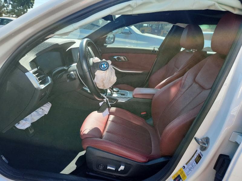 2022 BMW 330E 7