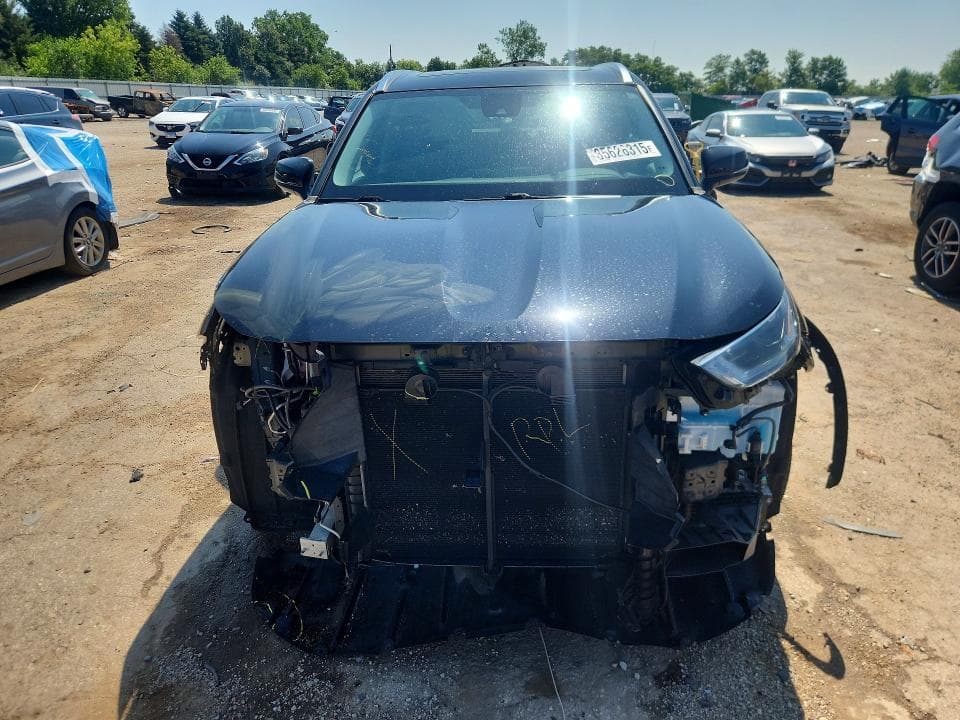 2021 TOYOTA HIGHLANDER XLE 5