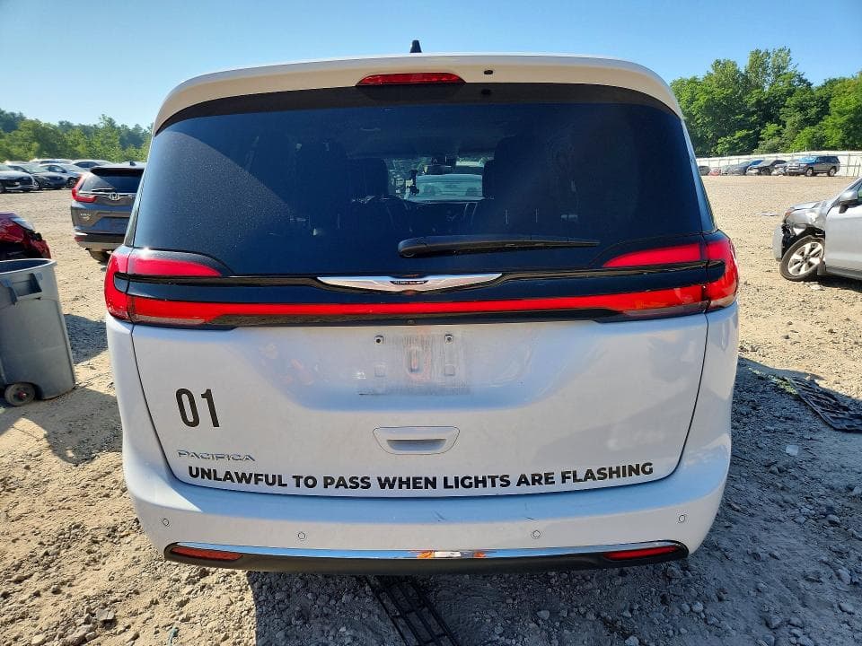 2024 CHRYSLER PACIFICA TOURING L 6