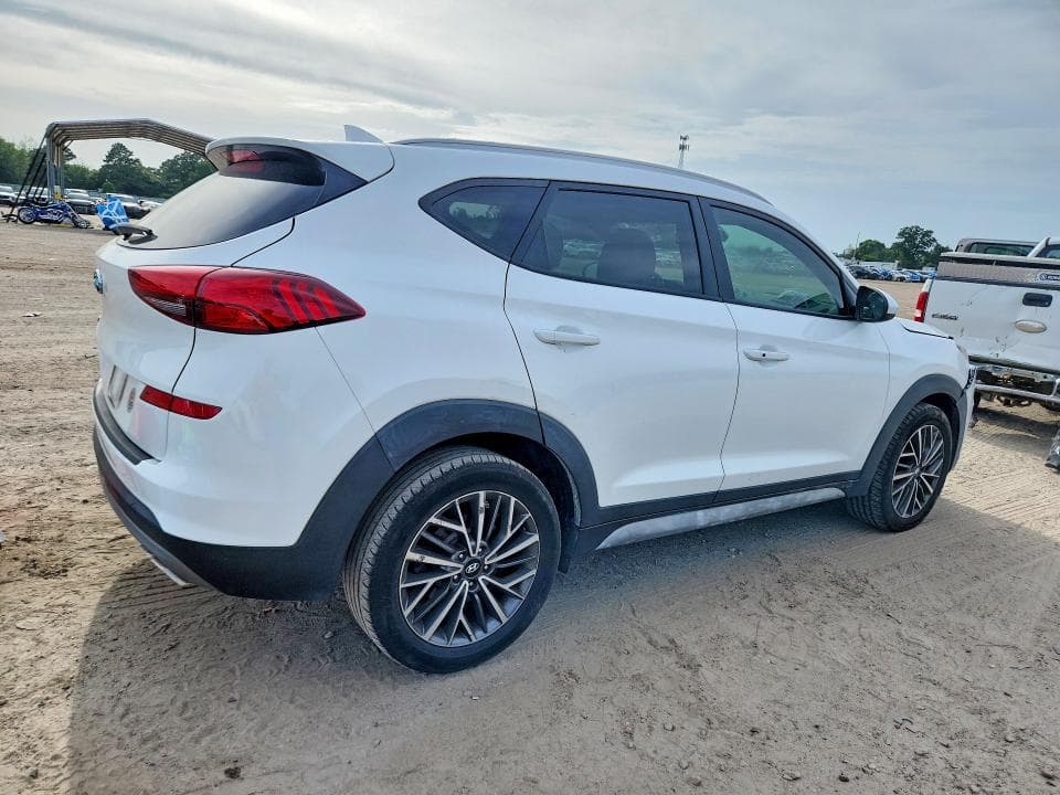 2021 HYUNDAI TUCSON SEL 3