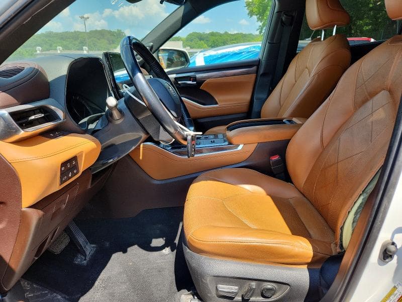 2021 TOYOTA HIGHLANDER HYBRID PLATINUM 7