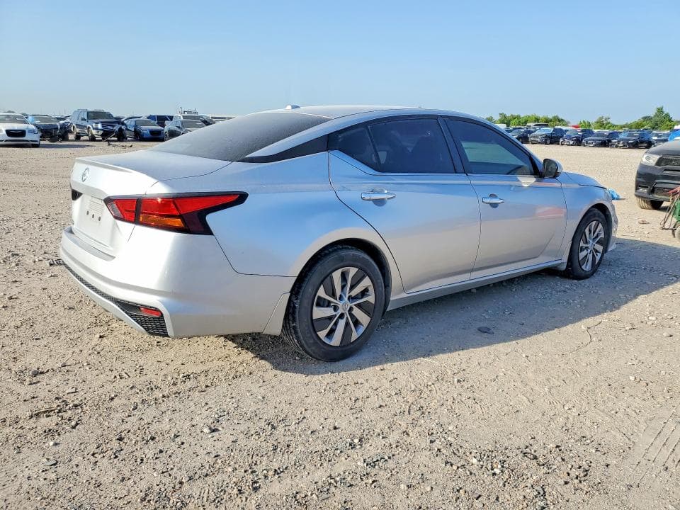 2019 NISSAN ALTIMA S 3