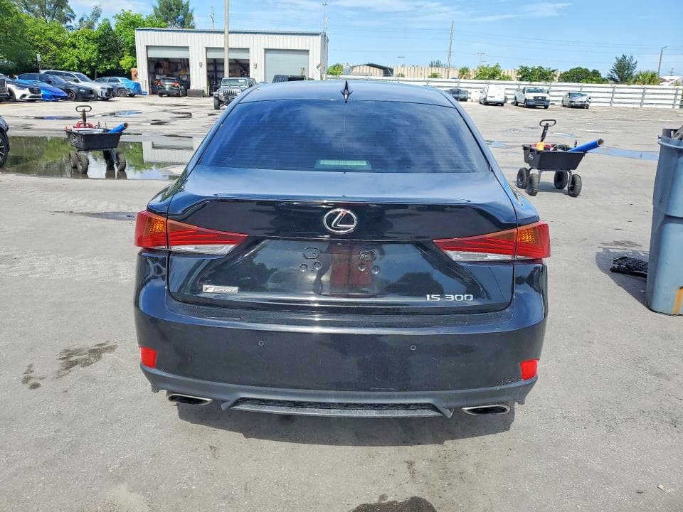 2019 LEXUS IS 300 6