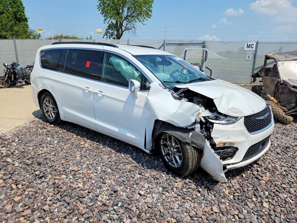 2022 CHRYSLER PACIFICA 4