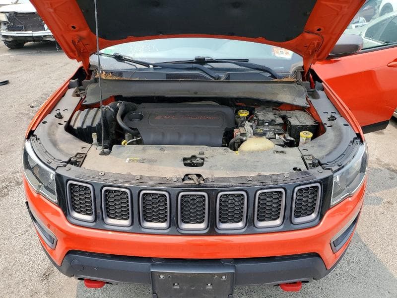 2018 JEEP COMPASS TRAILHAWK 11