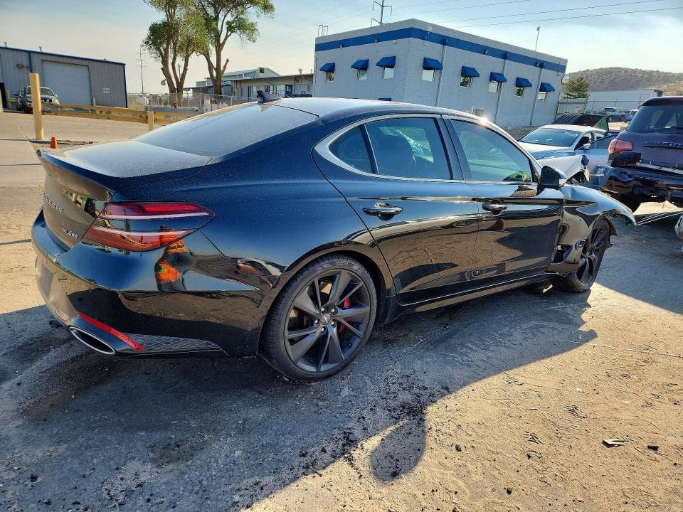 2022 GENESIS G70 3.3T STANDARD 3