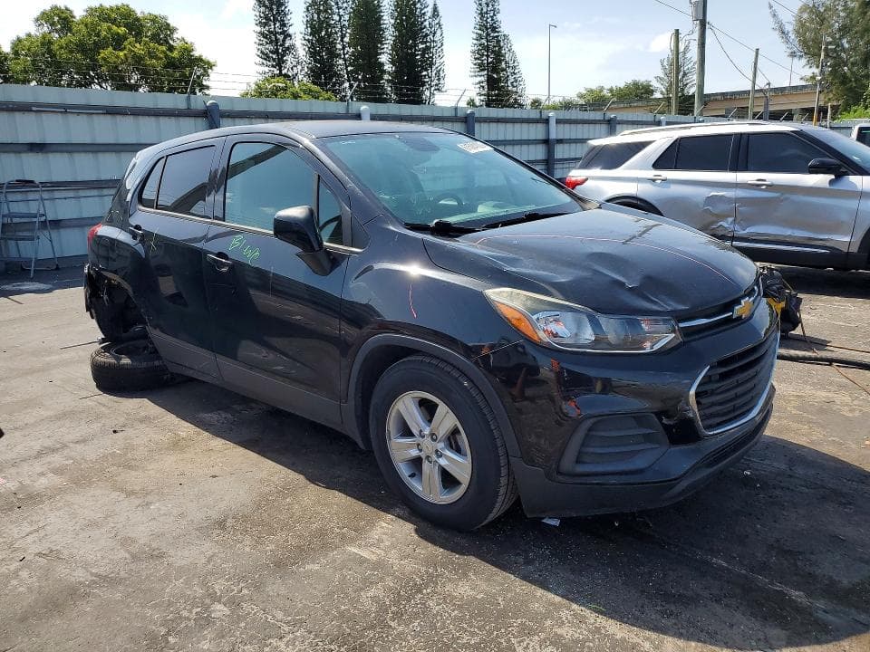 2020 CHEVROLET TRAX LS 4
