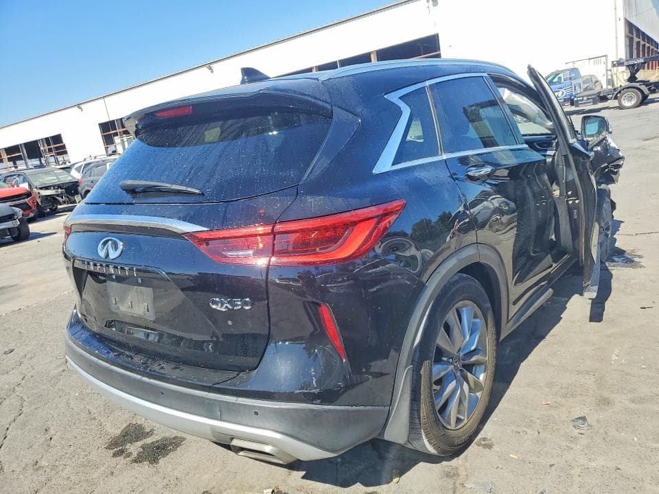 2020 INFINITI QX50 LUXE 3