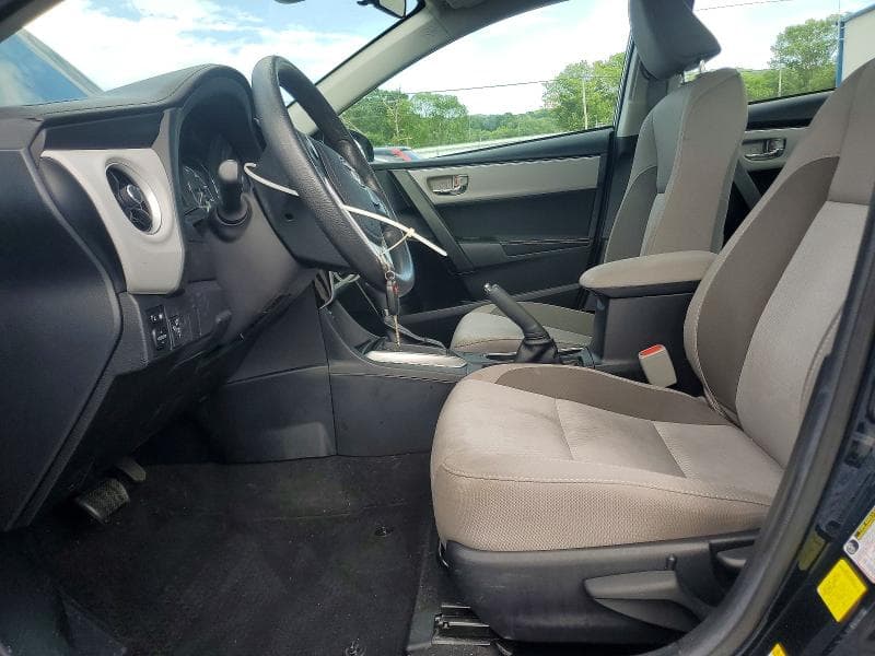 2018 TOYOTA COROLLA LE 7