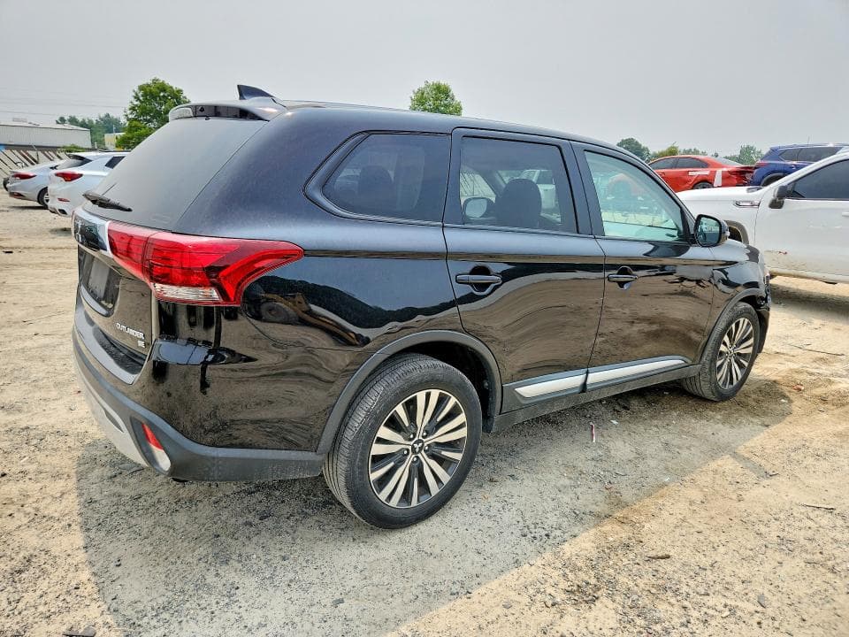 2019 MITSUBISHI OUTLANDER SE 3