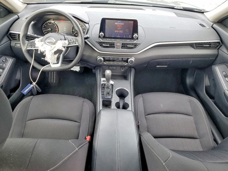 2022 NISSAN ALTIMA SV 8