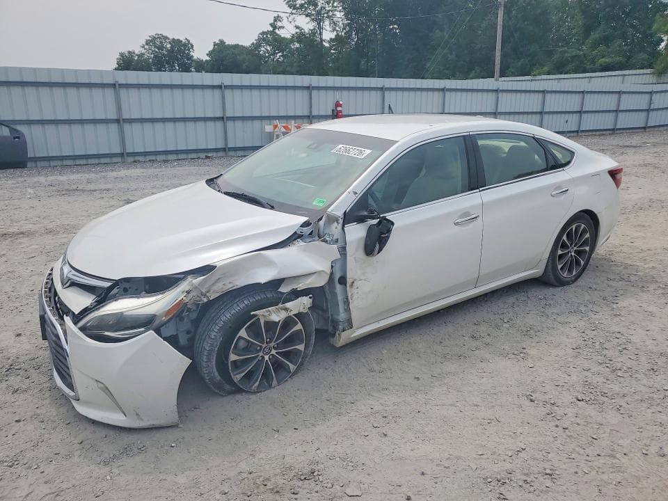 2018 TOYOTA AVALON XLE - 1