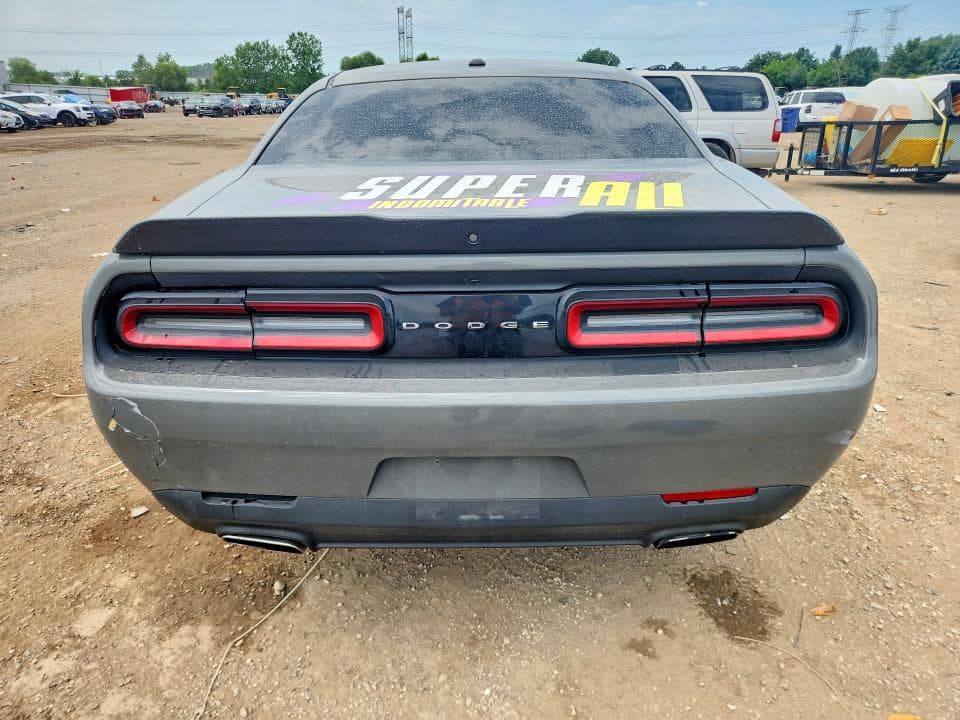 2017 DODGE CHALLENGER SXT 6