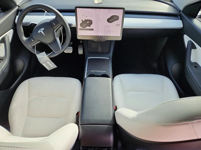 2021 TESLA MODEL Y 8