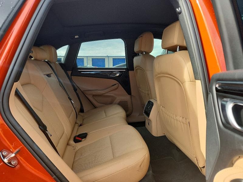 2023 PORSCHE MACAN BASE 11