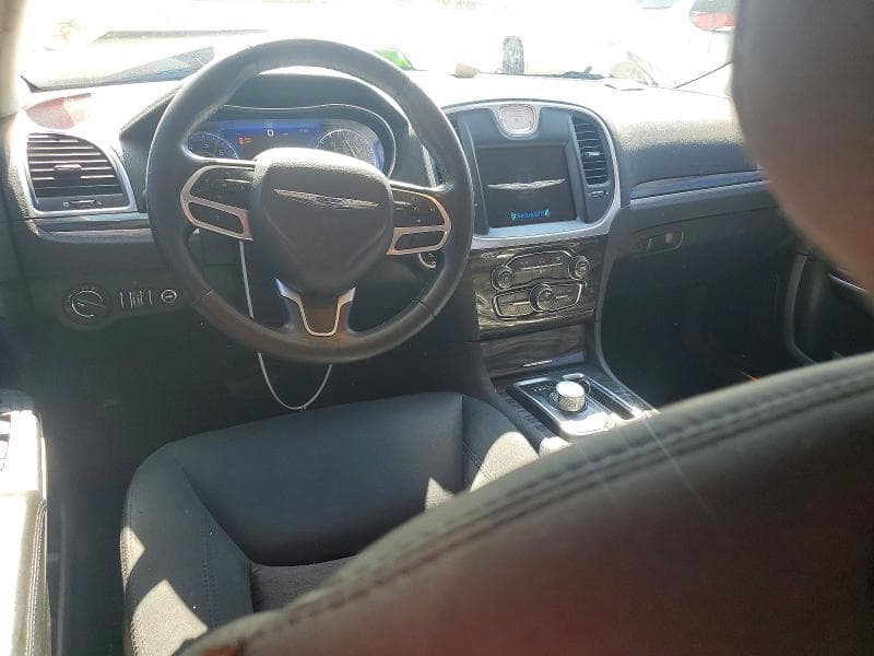 2019 CHRYSLER 300 TOURING 8