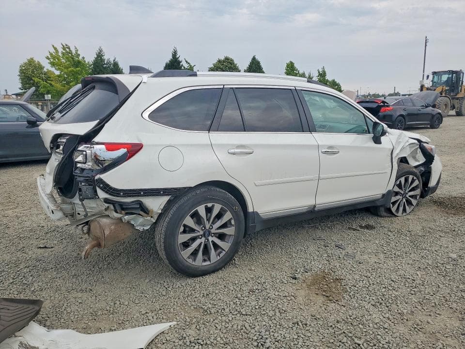 2018 SUBARU OUTBACK TOURING 3