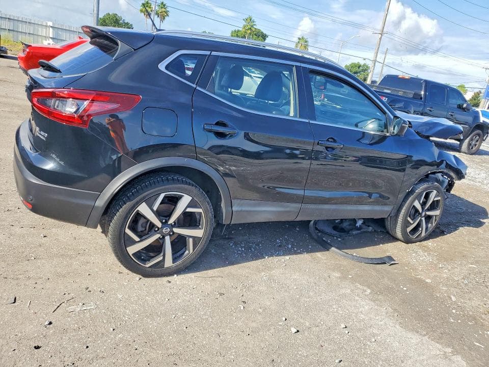 2020 NISSAN ROGUE SPORT SL 3