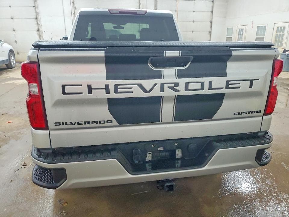 2021 CHEVROLET SILVERADO K1500 CUSTOM 6