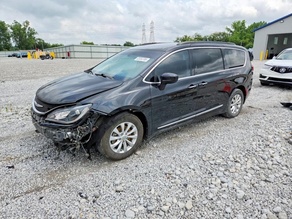2017 CHRYSLER PACIFICA TOURING L - 1