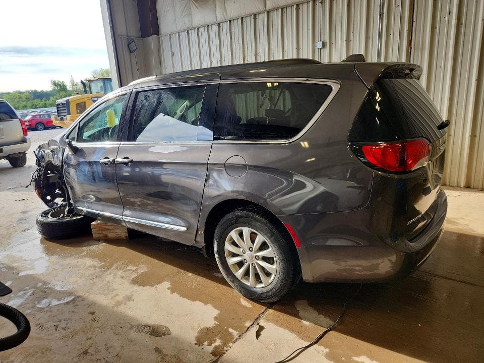 2017 CHRYSLER PACIFICA TOURING L 2