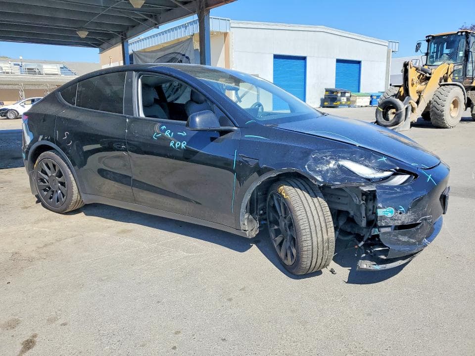2021 TESLA MODEL Y 4