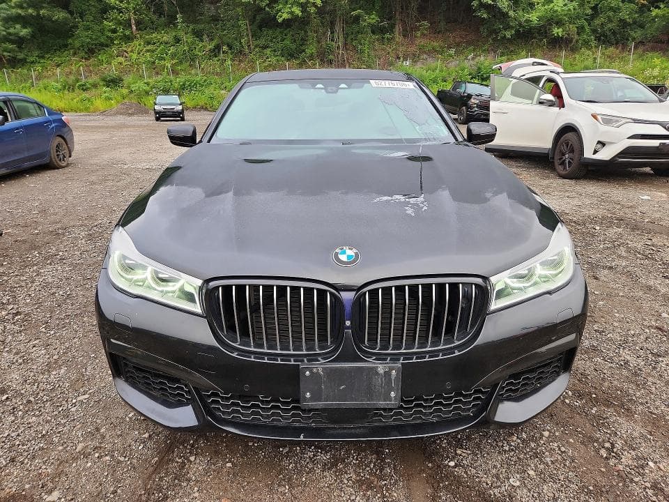 2017 BMW 750 XI 5