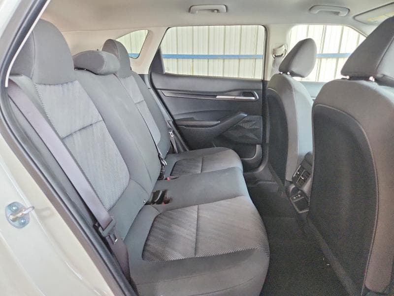 2026 KIA SELTOS LX 11