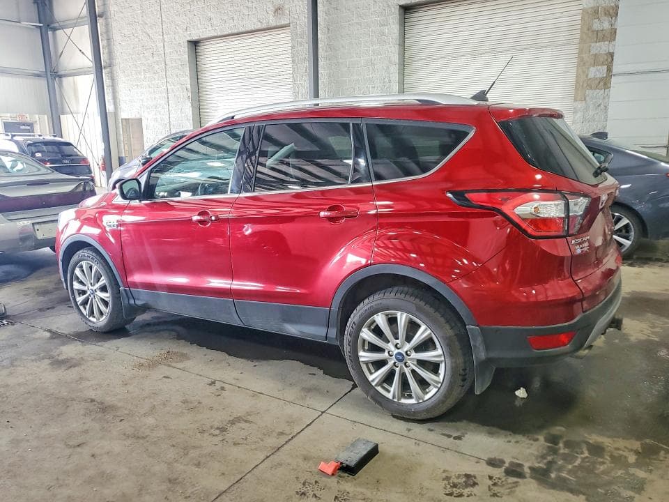 2018 FORD ESCAPE TITANIUM 2