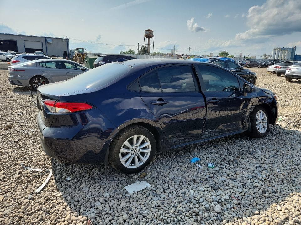 2025 TOYOTA COROLLA LE 3