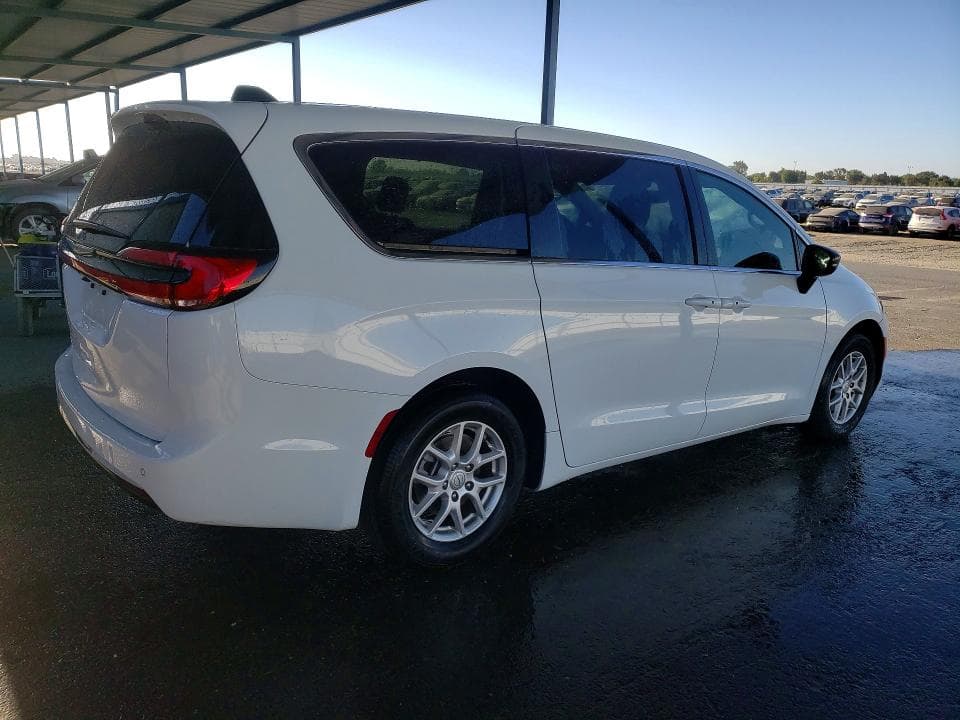 2026 CHRYSLER PACIFICA SELECT 3