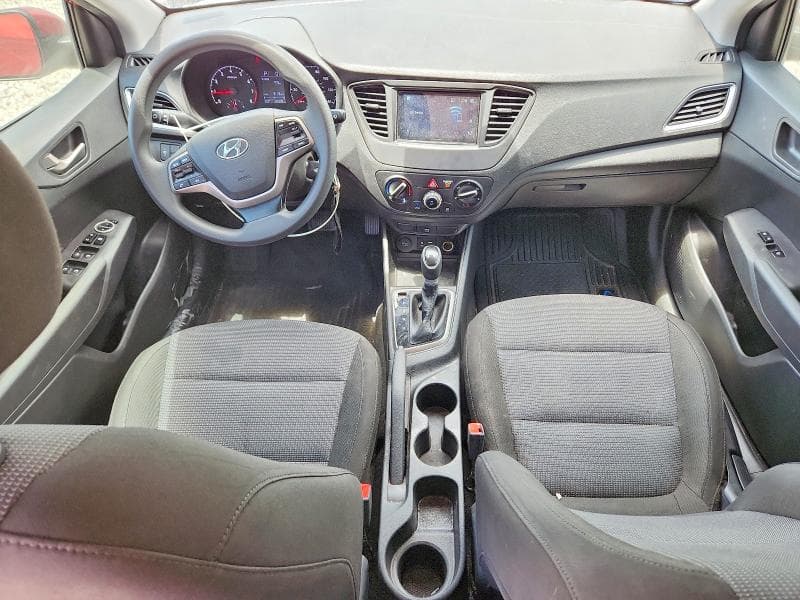 2021 HYUNDAI ACCENT SE 8