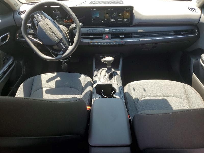 2025 KIA K4 LXS 8