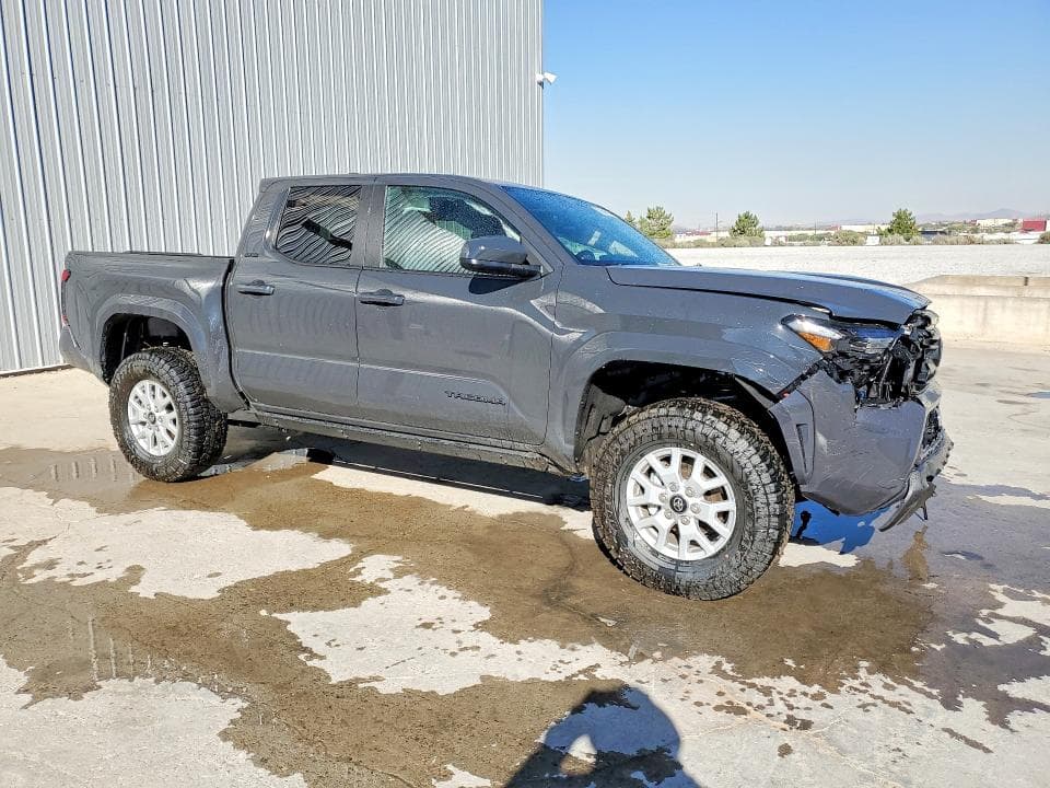 2026 TOYOTA TACOMA SR5 4