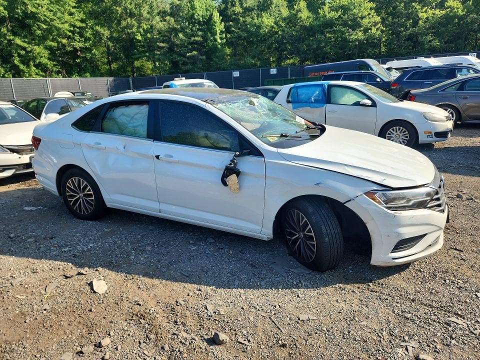 2021 VOLKSWAGEN JETTA 4