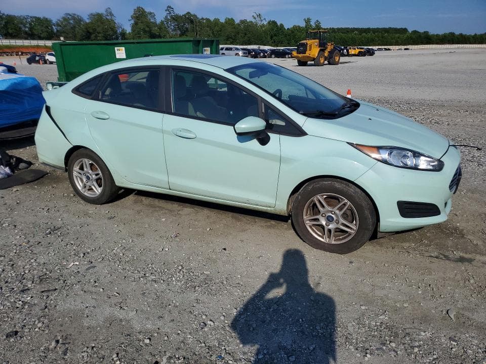 2019 FORD FIESTA SE 4