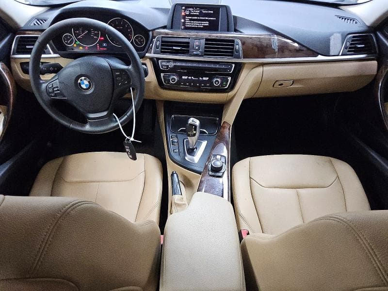 2017 BMW 320 I 8