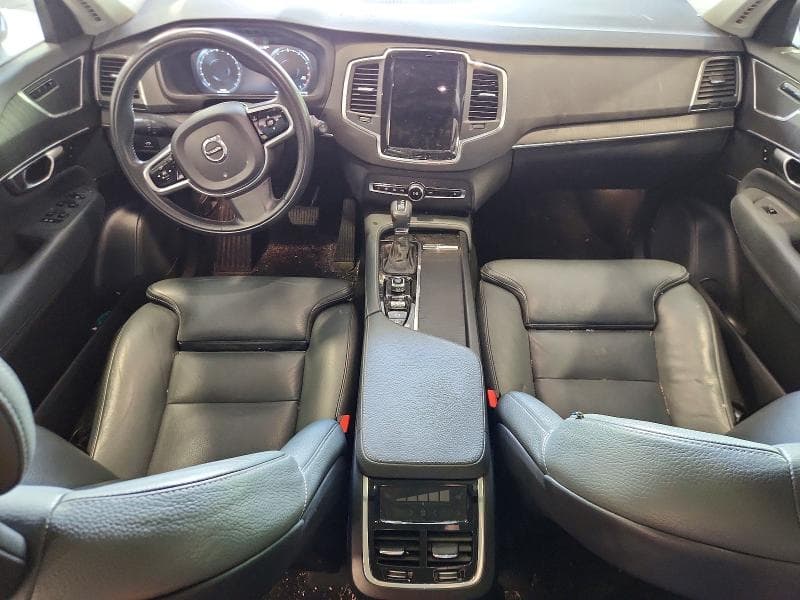 2020 VOLVO XC90 T6 MOMENTUM 8