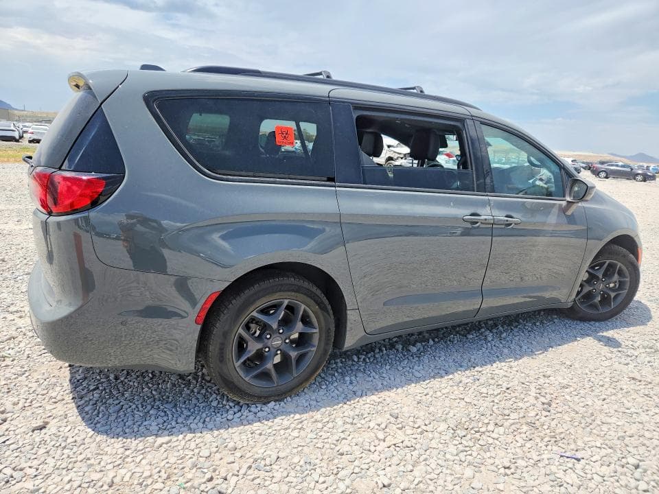 2020 CHRYSLER PACIFICA TOURING L PLUS 3