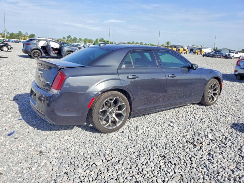 2018 CHRYSLER 300 S 3
