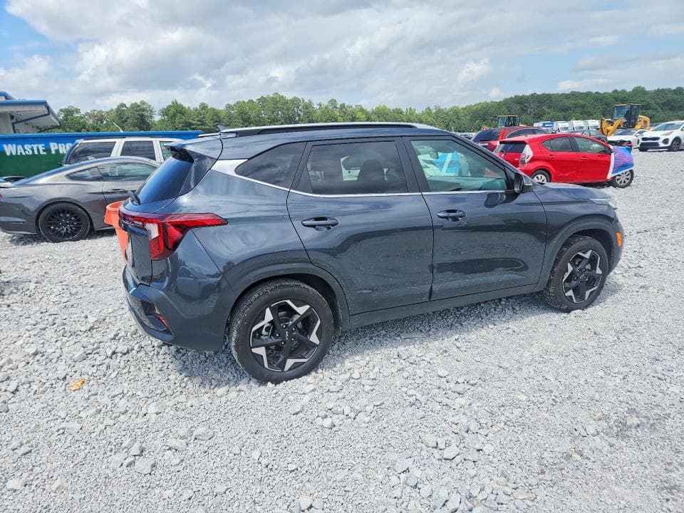 2025 KIA SELTOS EX 3