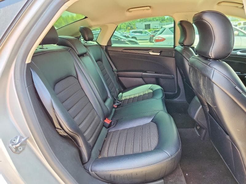 2018 FORD FUSION SE 10