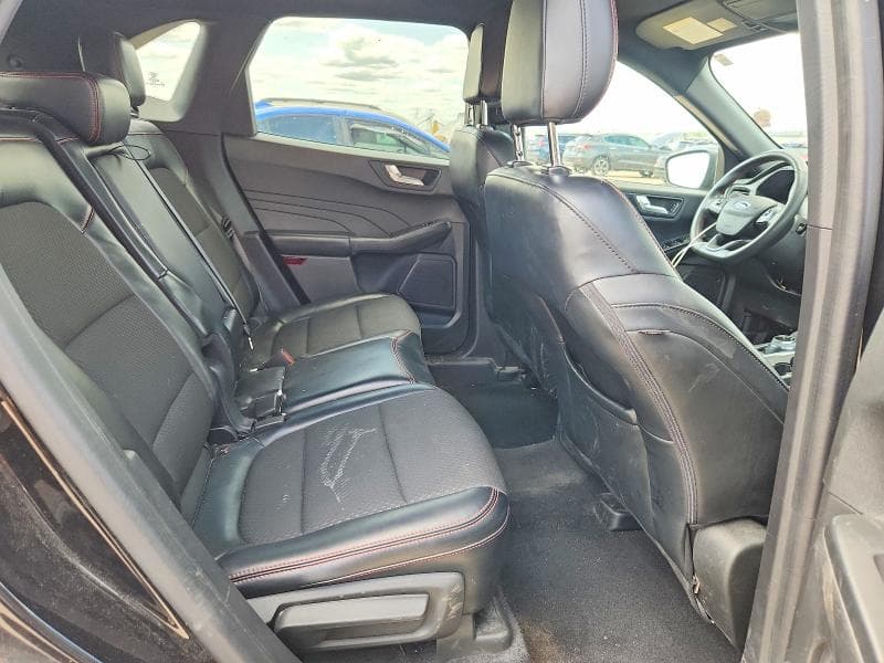 2023 FORD ESCAPE ST LINE 10