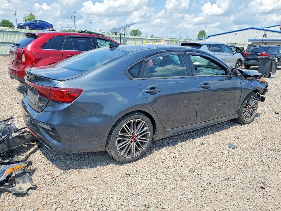 2021 KIA FORTE GT 3