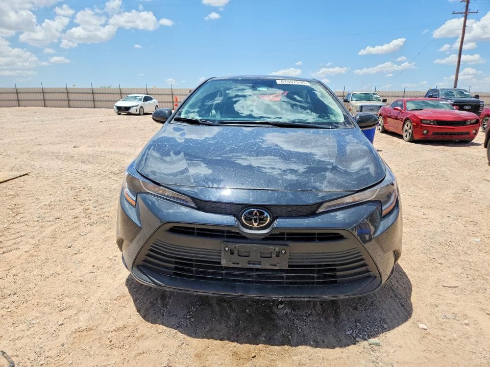 2026 TOYOTA COROLLA LE 5