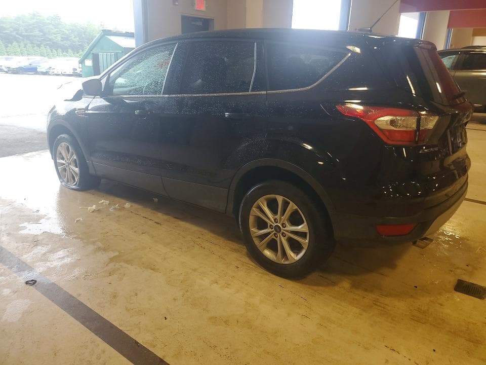 2017 FORD ESCAPE SE 2